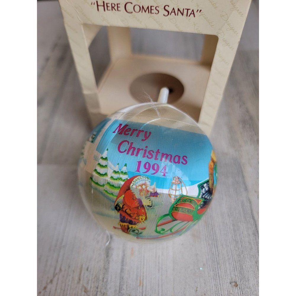 Hallmark 1994‎ Here comes santa satin ball ornament Xmas